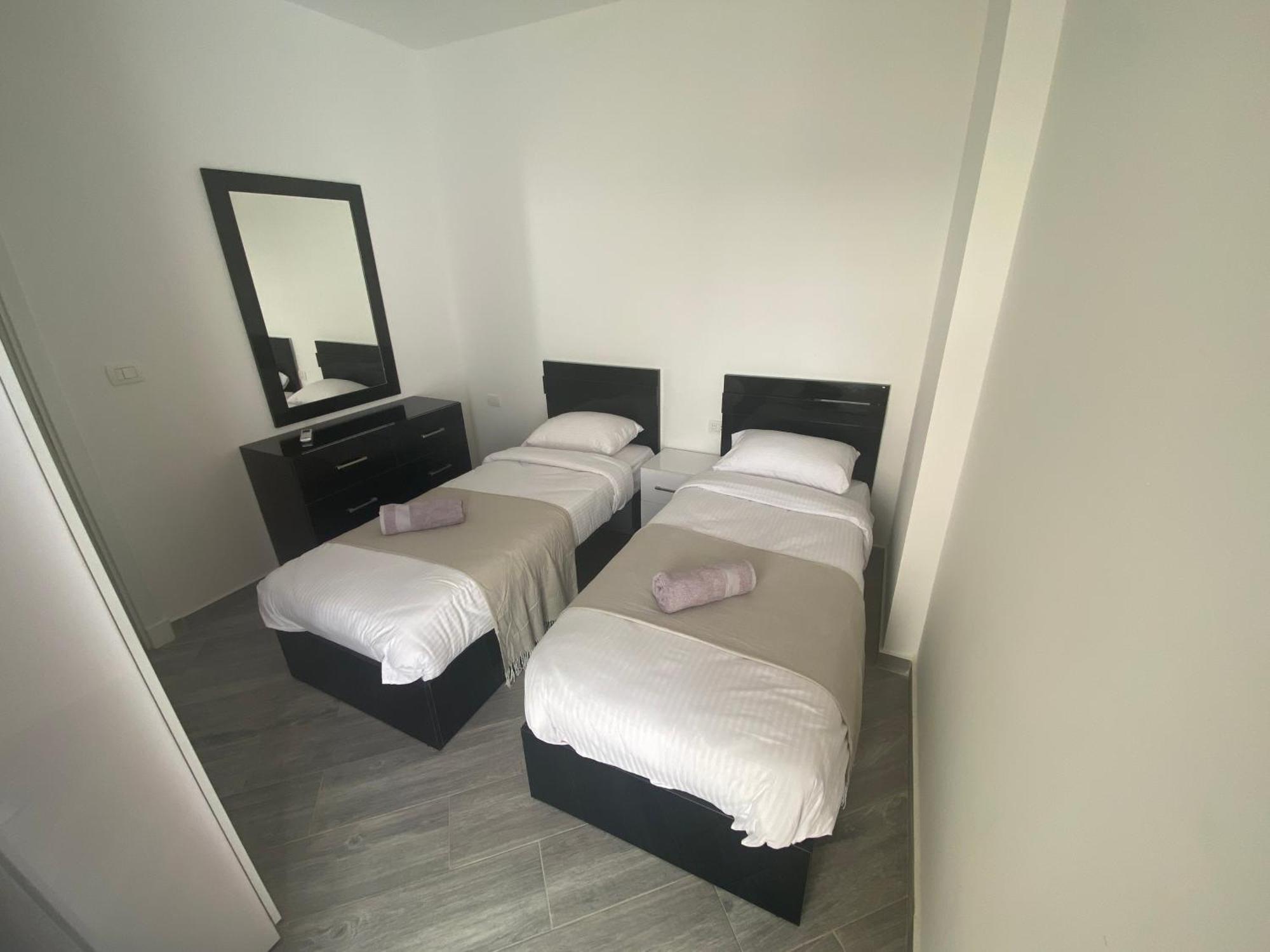 Sanctuary Sunlit Hurghada Haven With 4 Pools, Rooftop Sunsets & Gourmet Bites Steps Away Zewnętrze zdjęcie