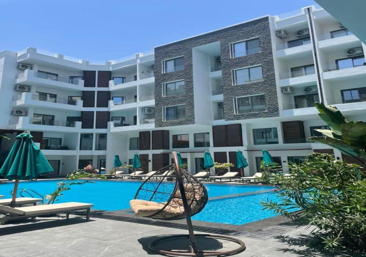 Sanctuary Sunlit Hurghada Haven With 4 Pools, Rooftop Sunsets & Gourmet Bites Steps Away Zewnętrze zdjęcie