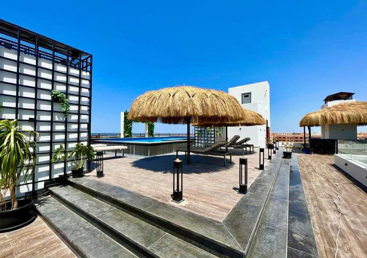 Sanctuary Sunlit Hurghada Haven With 4 Pools, Rooftop Sunsets & Gourmet Bites Steps Away Zewnętrze zdjęcie