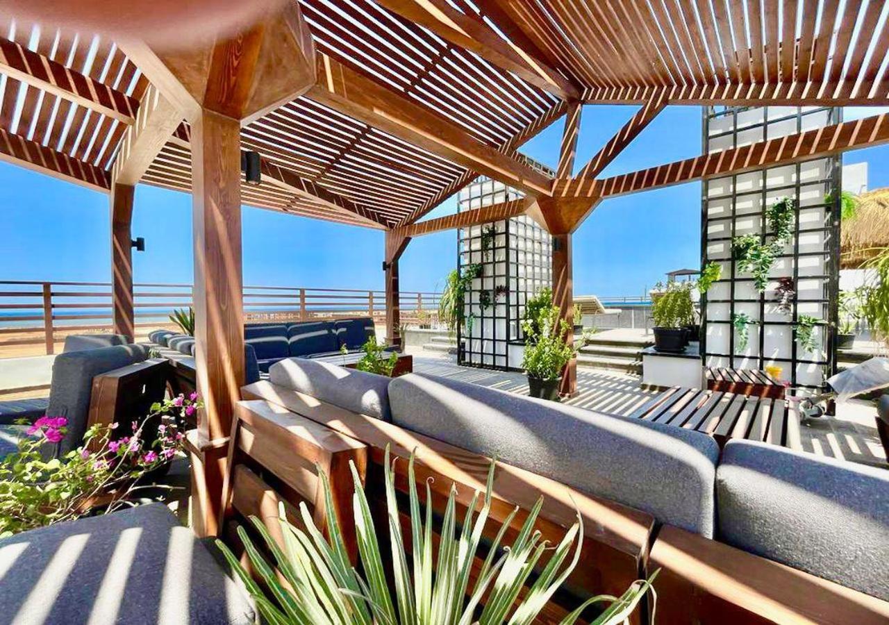Sanctuary Sunlit Hurghada Haven With 4 Pools, Rooftop Sunsets & Gourmet Bites Steps Away Zewnętrze zdjęcie